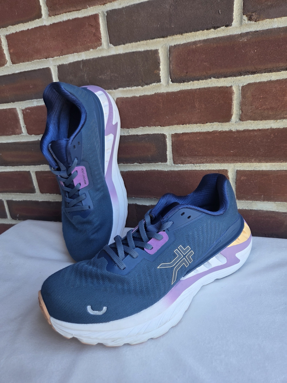 KURU Flux Women’s 10.5 M Blue Purple Running Walking Comfort Sneakers